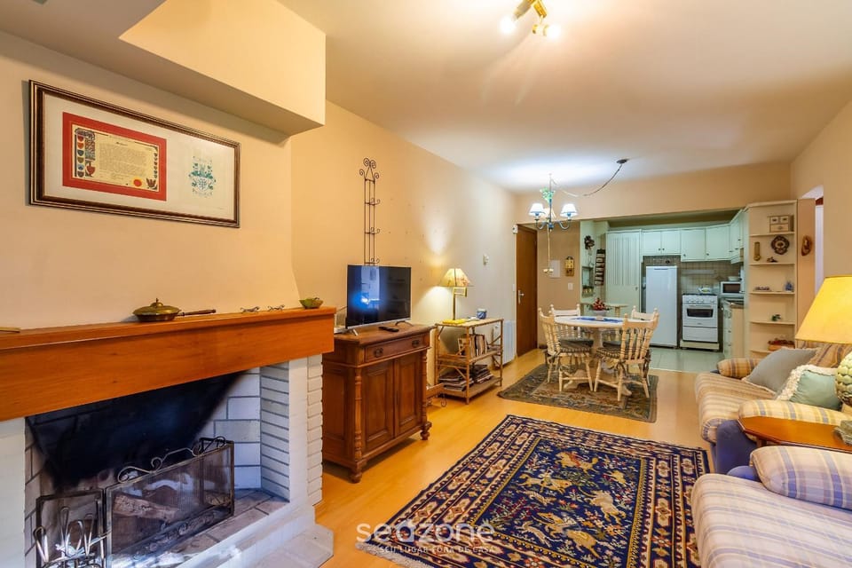 TV and multimedia, Living room, Dining area