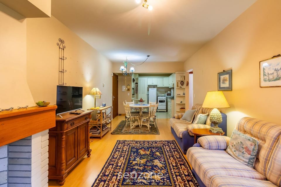 TV and multimedia, Kitchen or kitchenette, Living room, Dining area