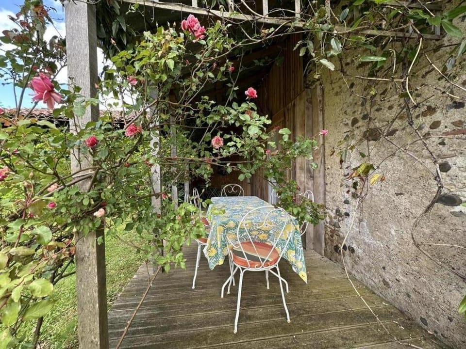 Au fil des fleurs House in Nouvelle-Aquitaine