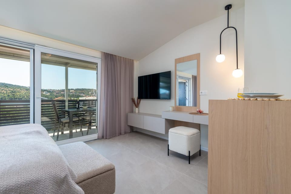 Nevistic Apartmani Trogir Apartment in Trogir