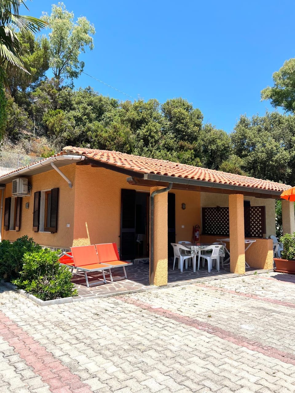 Property building, Patio, Spring, Day
