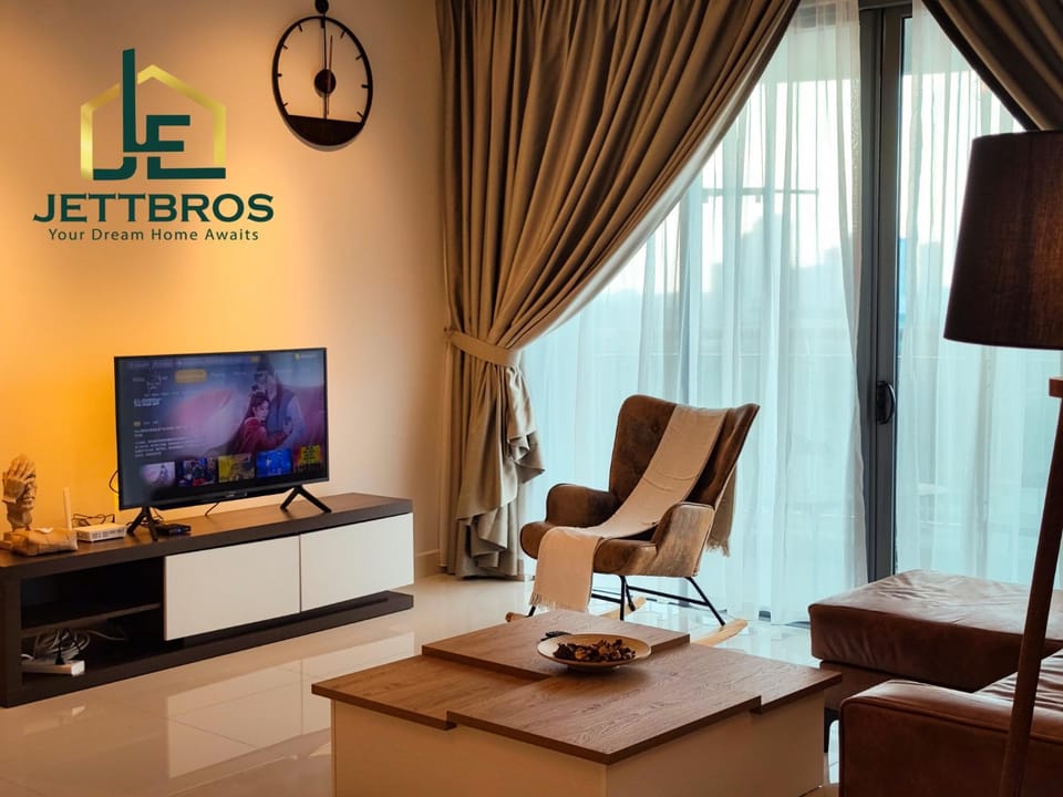 Communal lounge/ TV room, TV and multimedia, Living room, Seating area
