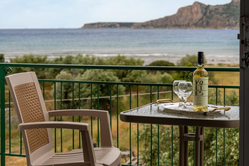 Day, View (from property/room), Balcony/Terrace, Mountain view, Sea view