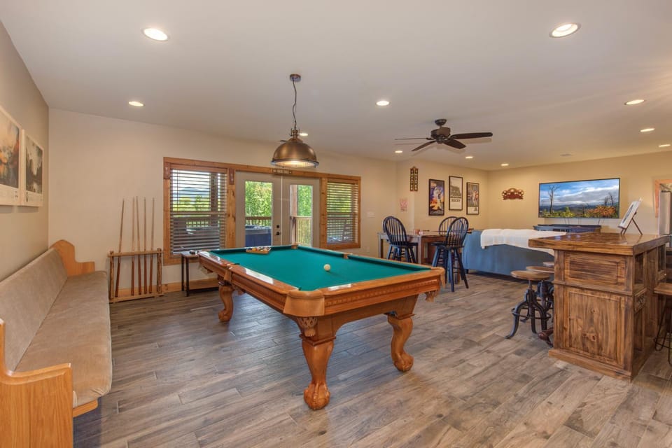 Villa Tavia by Stony Brook Cabins Cabin in Gatlinburg