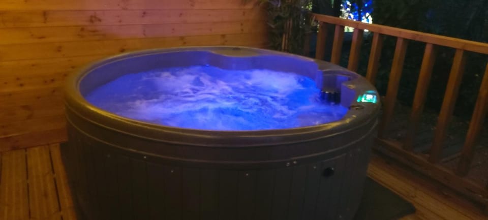 Beautiful 1-Bed Cabin in Newmarket Cabin in St Edmundsbury District