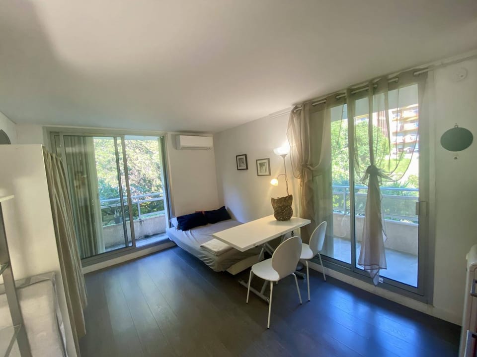 Bed, Living room, Dining area