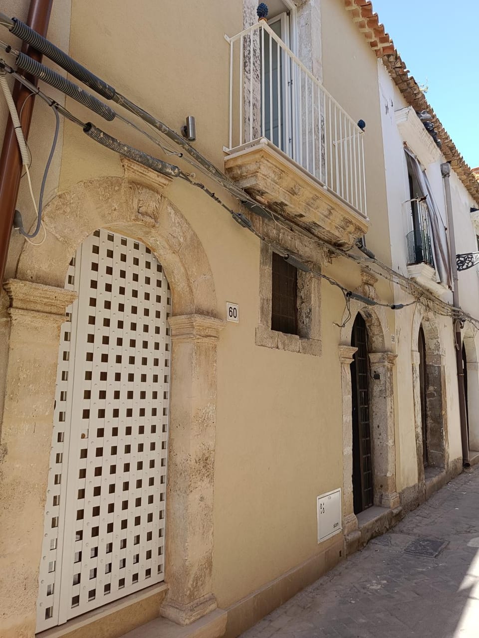 Property building, Street view