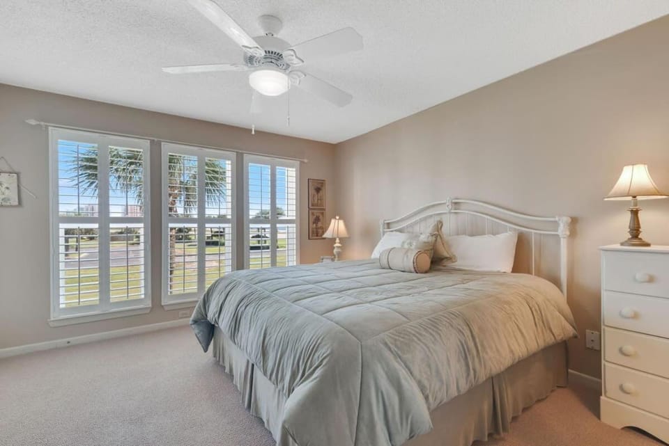 Portside 108- On Ole River Bring Boat Pool House in Orange Beach