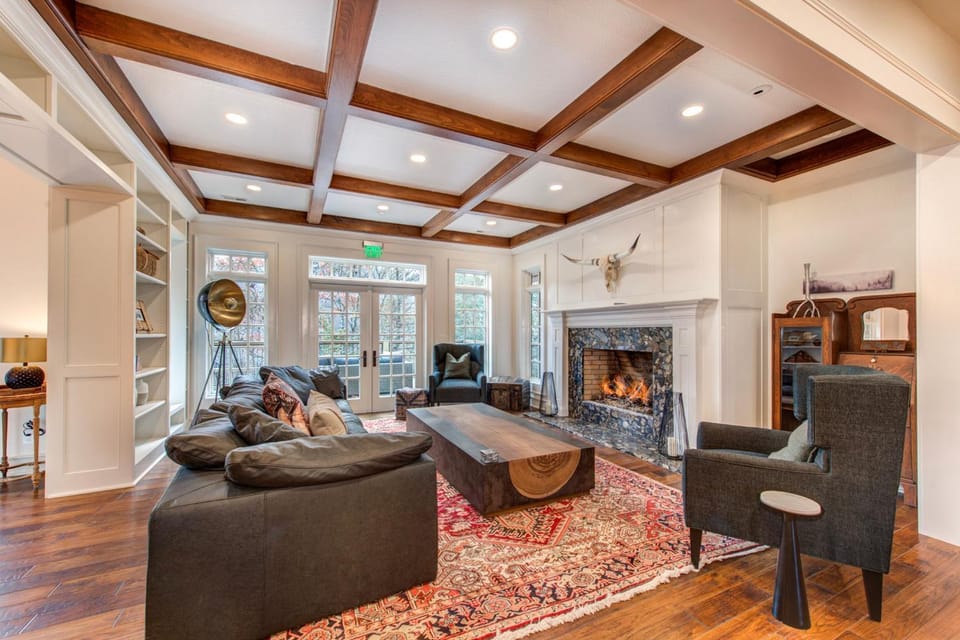 Haven and Hearth by Stony Brook Cabins Cabin in Gatlinburg