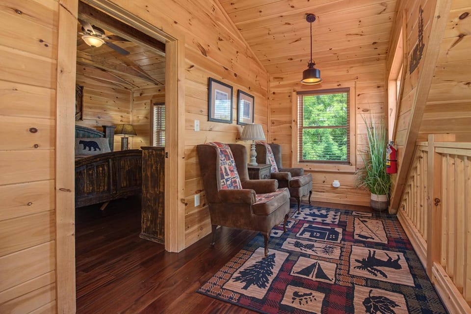 Day, Living room, Seating area, furniture