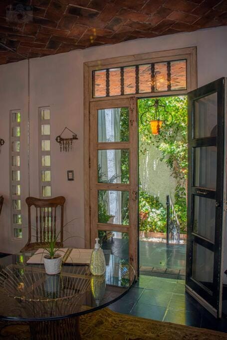 5Br House 4 Blocks away to the Parish 7 min walk House in San Miguel de Allende