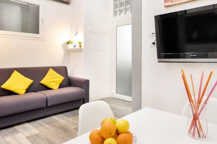TV and multimedia, Seating area