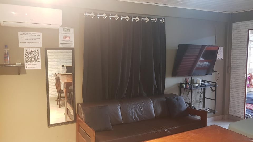 Casa no centro de Foz! Ar-condicionado, Smart Tv, Wi-fi, Cozinha, Ventilador e 4 Camas Apartment in Foz do Iguaçu