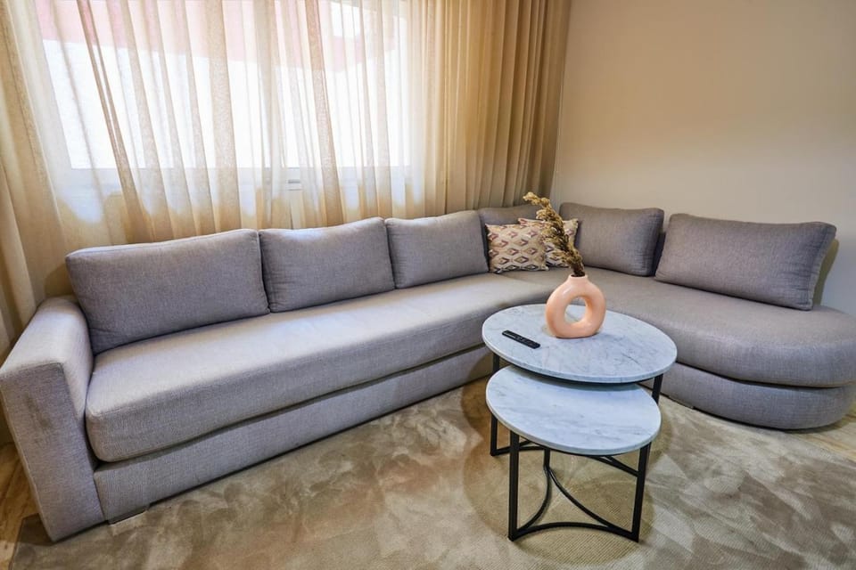City Escape Modern 1-Bed Near Casa Voyageurs Apartment in Casablanca