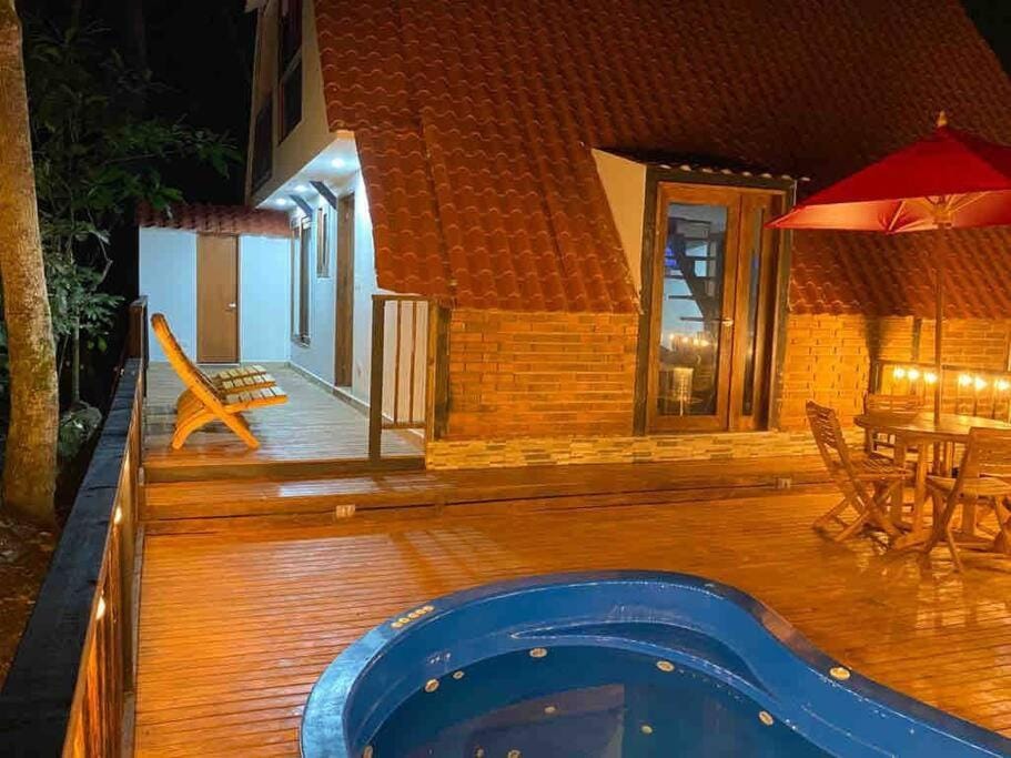 Patio, Night