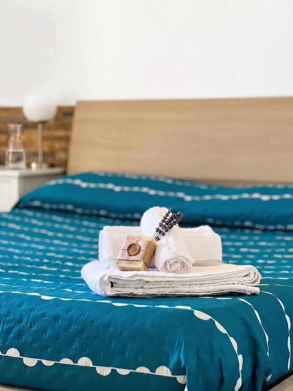 Bed, Floor plan, Bedroom, locker, locker, towels, towels, air conditioner, air conditioner
