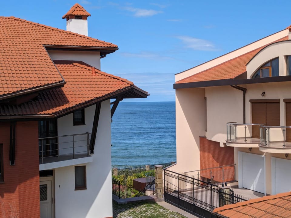 View (from property/room), Balcony/Terrace