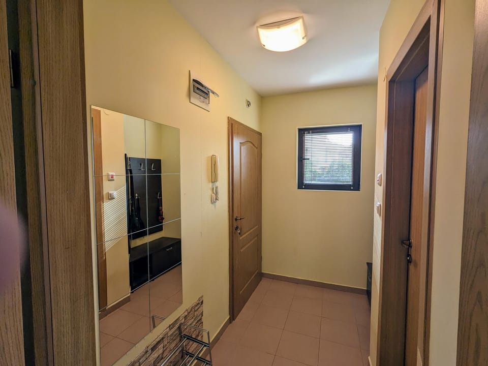 wardrobe, air conditioner