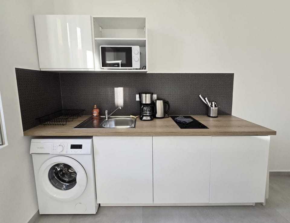 GregBnb - Studio 23m2 - Climatisé -10min Gare - 5 Apartment in Toulon