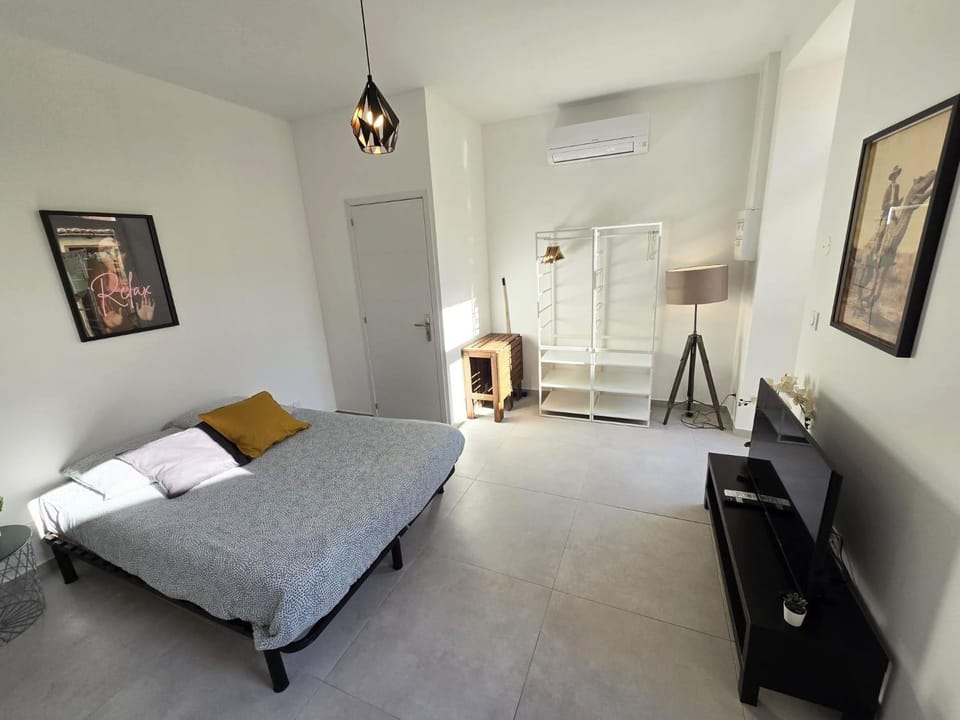 GregBnb - Studio 23m2 - Climatisé -10min Gare - 5 Apartment in Toulon