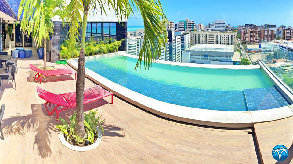 Pool view, Swimming pool, sunbed