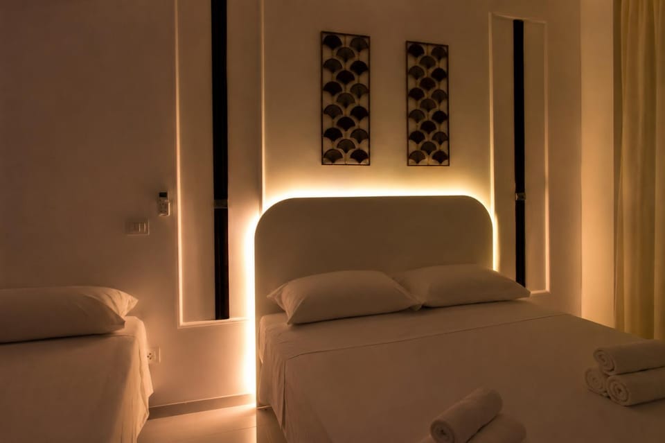 Villino Due Palme Private Patio House with Whirlpool Bathtub & LED Ambience in Salento 6 7 Guests House in Nardò