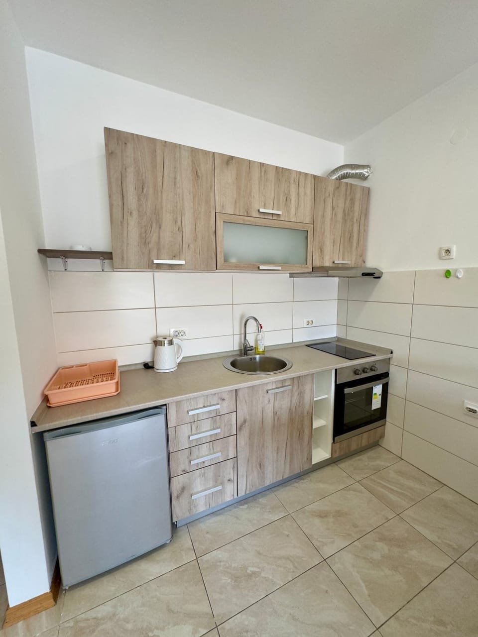 Cozy 1 bedroom APT with free parking Apartment in Podgorica