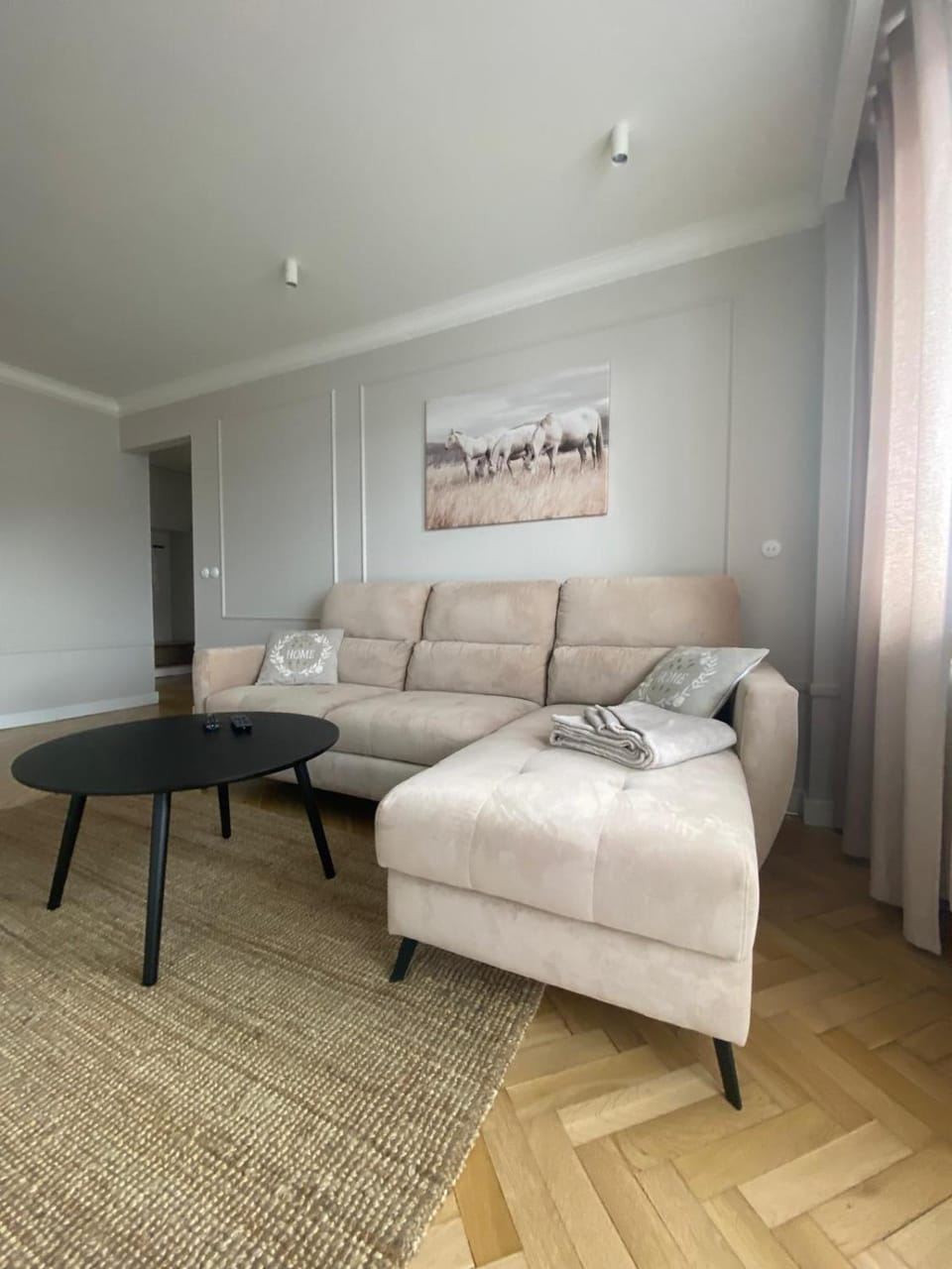 Communal lounge/ TV room, Living room