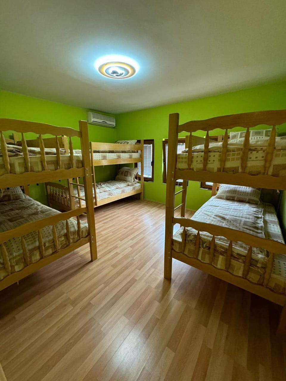 Photo of the whole room, bunk bed