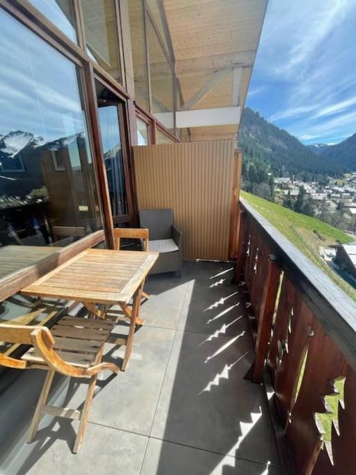 Natural landscape, Balcony/Terrace