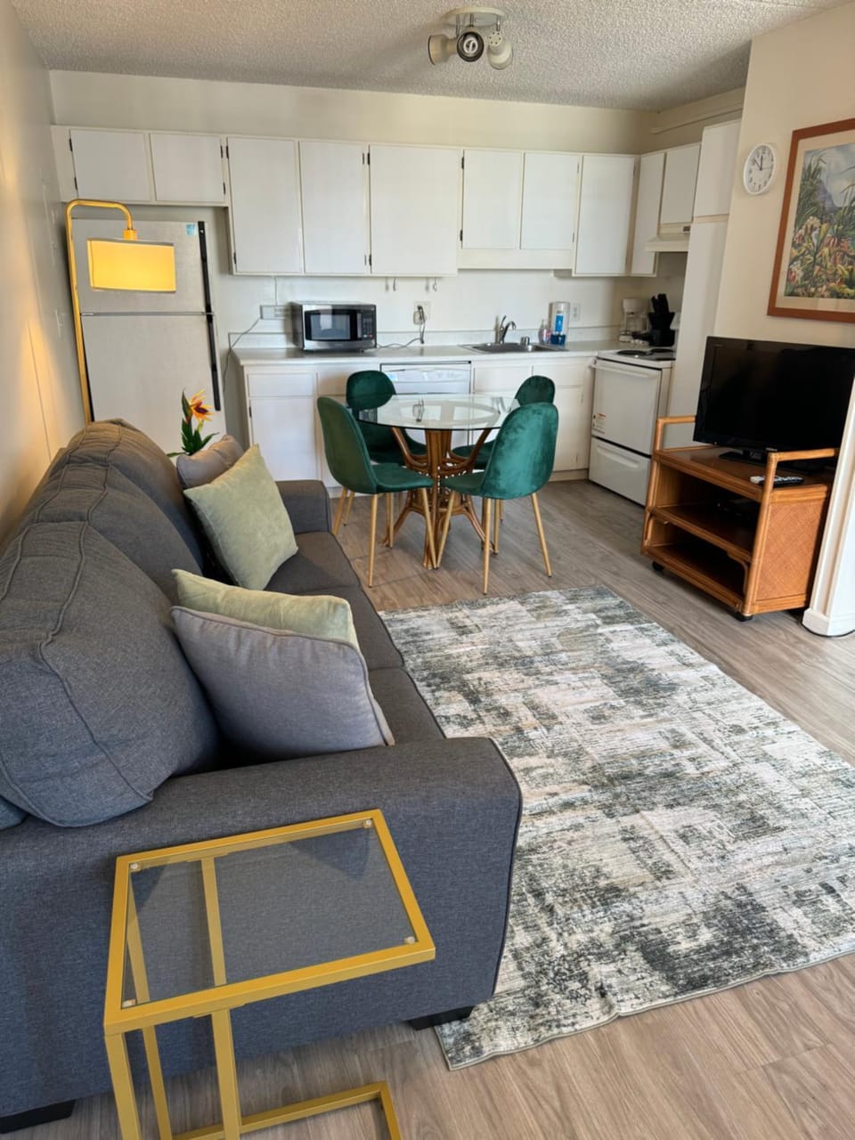 Kitchen or kitchenette, Living room, Dining area
