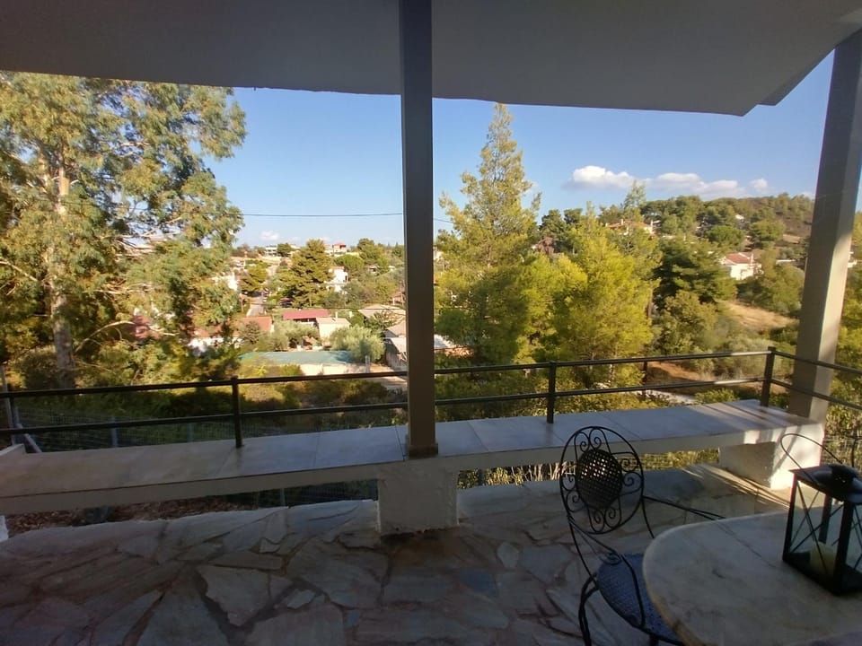 Little Villa House in East Attica Regional Unit, Greece
