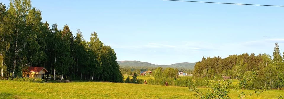Skålbo gårdsglamping Luxury tent in Sweden
