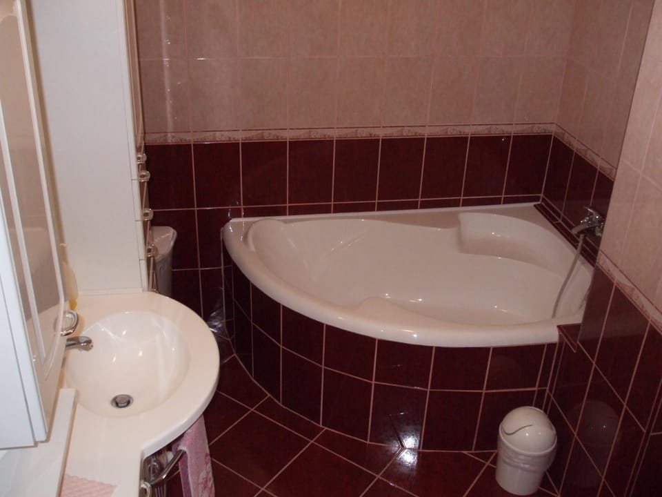 Rácz Vendégház Apartment in Hungary