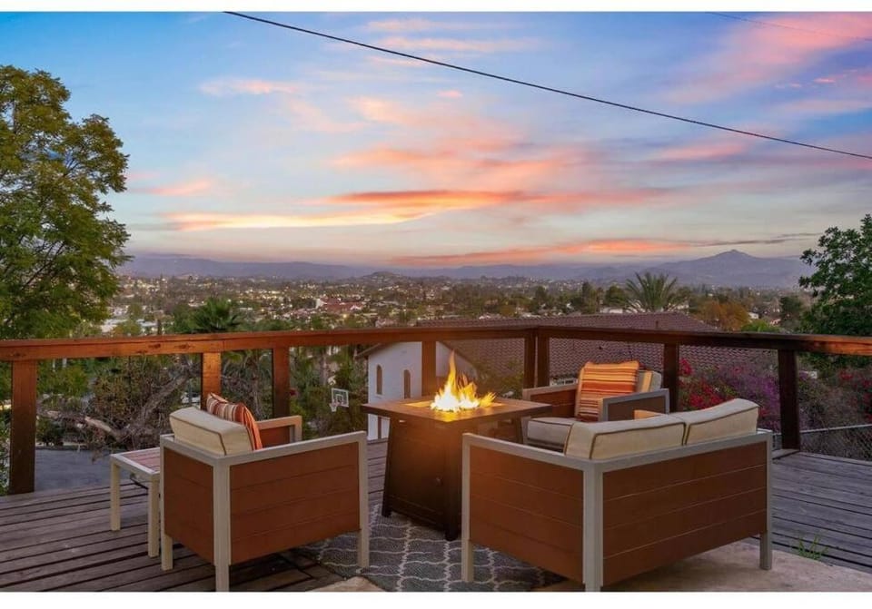 Hidden Oasis Near Safari - Wineries - Lakes House in Escondido Village