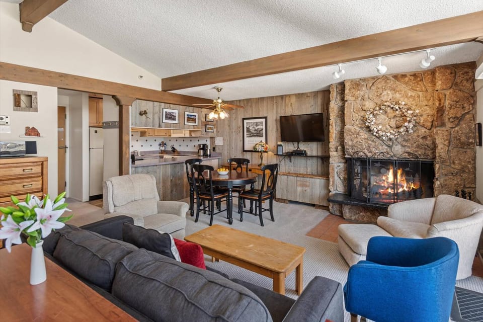 Lichenhearth 17 House in Snowmass Village