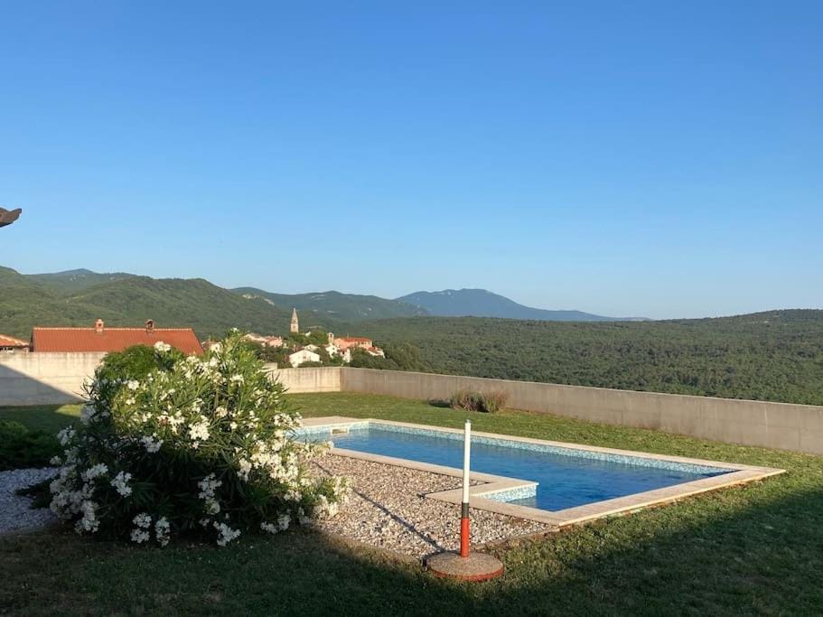Villa Roč Villa in Istria County