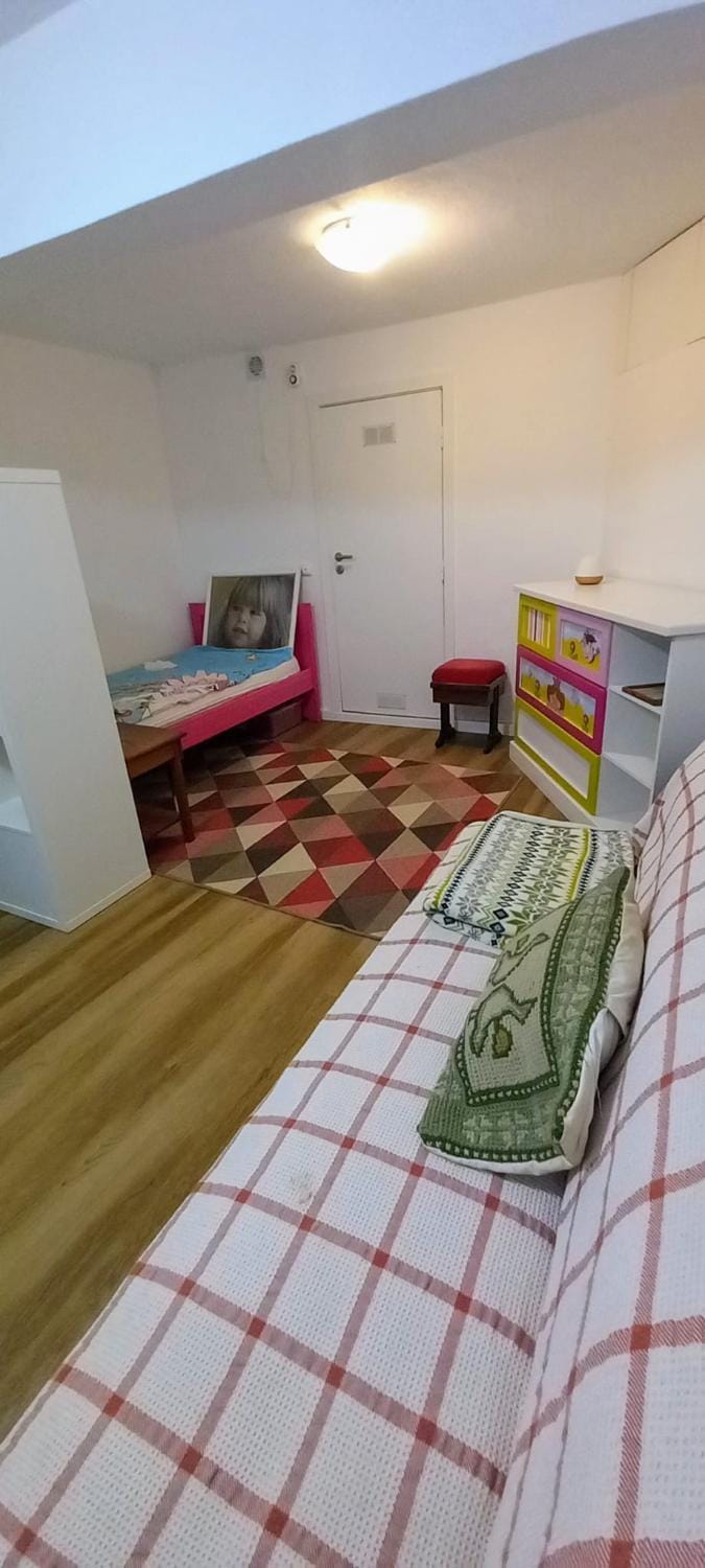 Game Room, Bedroom
