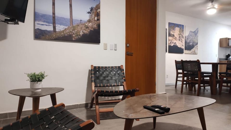 TV and multimedia, Living room, Dining area