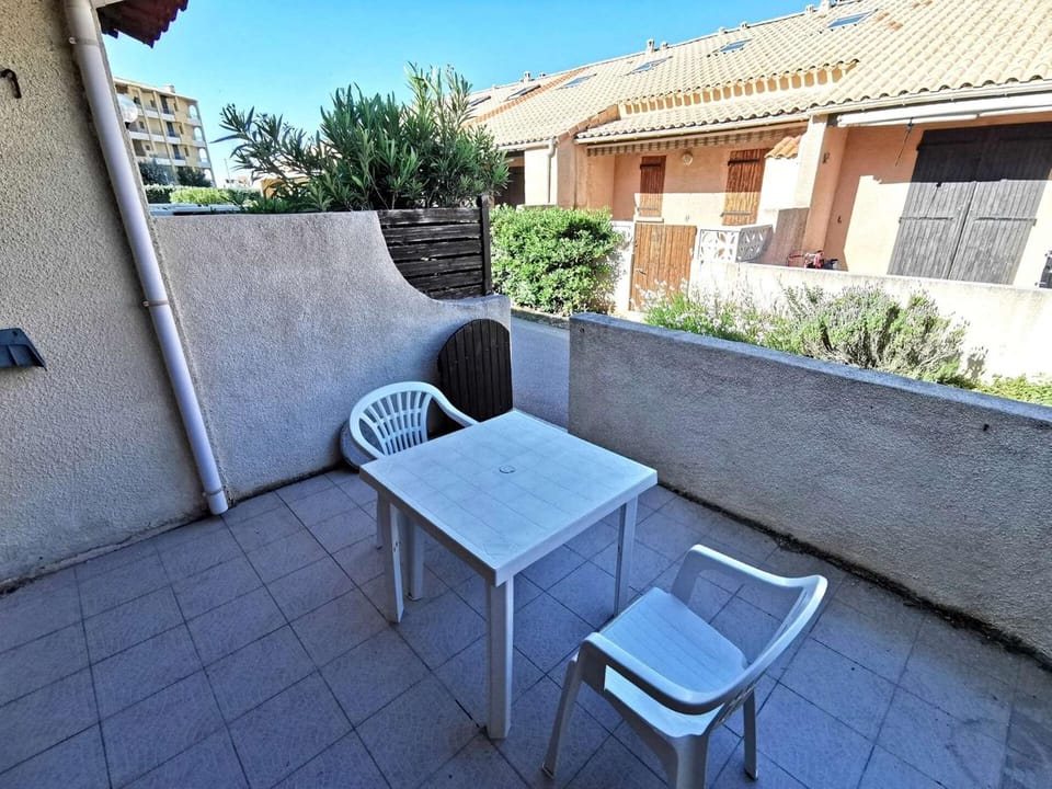 Résidence Grande Bleue - VILLA T1 CAB MEZZ 6 couchages PORT LEUCATE MAE-7111 Villa in Leucate