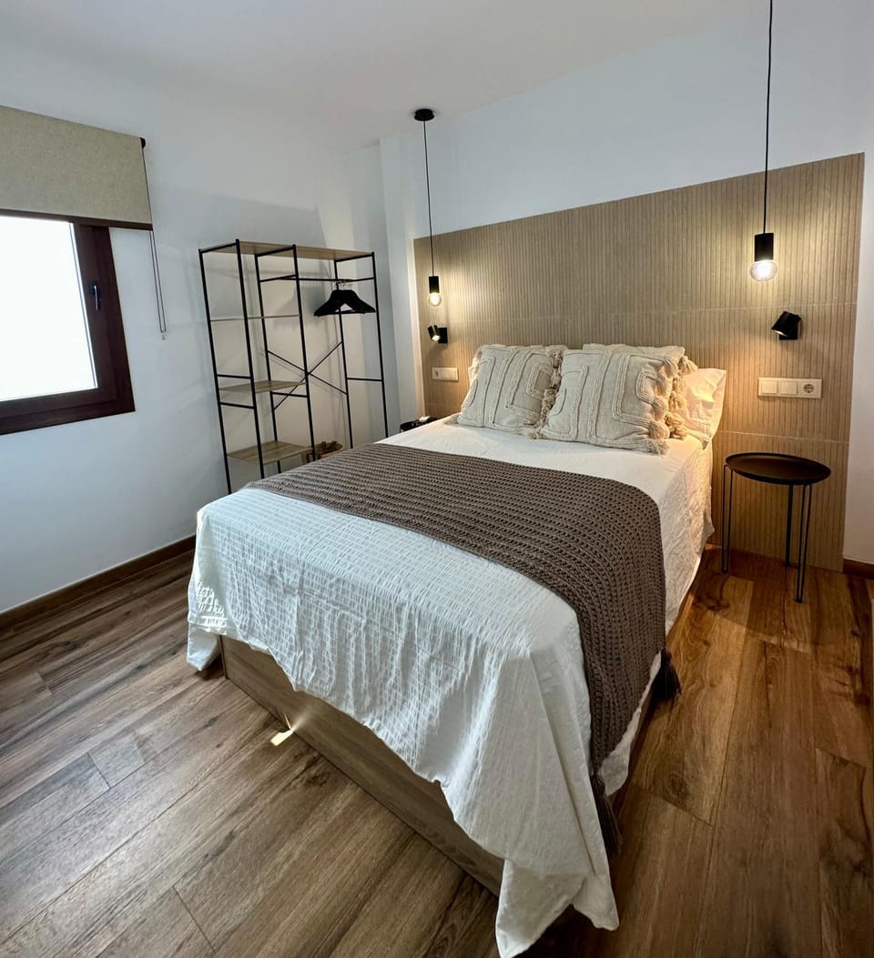 Bed, Photo of the whole room, Bedroom, wardrobe