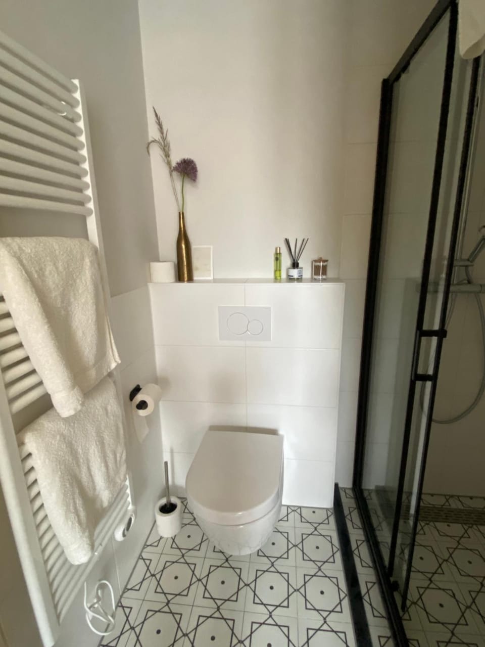 Gorgeous room near Haarlem Station, city center Vacation rental in Haarlem