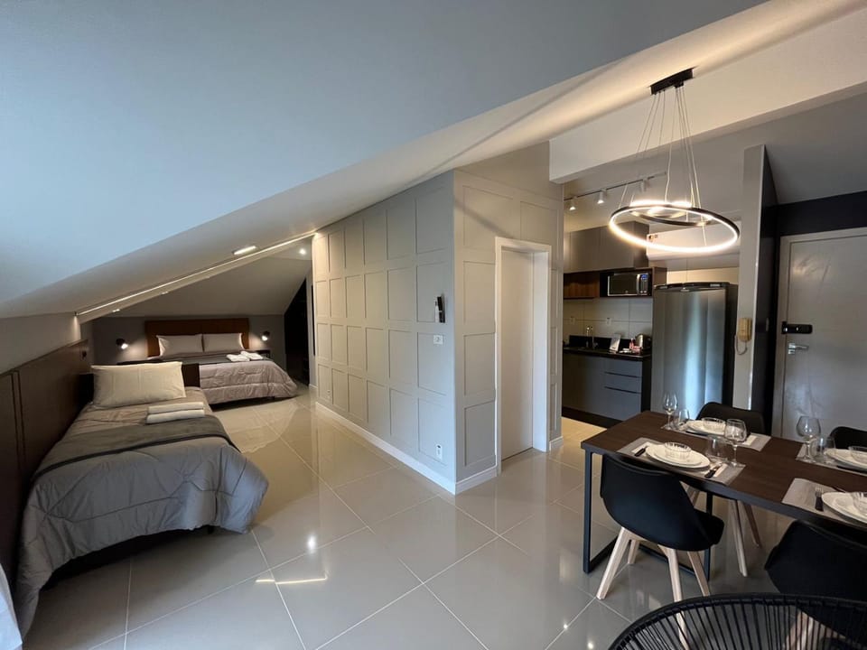 Photo of the whole room, Dining area, Bedroom