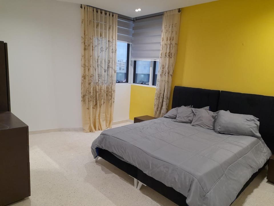 Salon plus 2 chambres à 2 pas de la Médina de Sfax Apartment in Tunisia