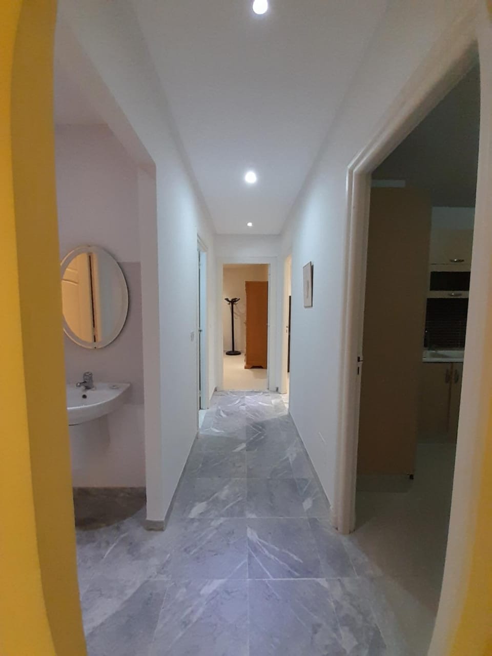 Salon plus 2 chambres à 2 pas de la Médina de Sfax Apartment in Tunisia