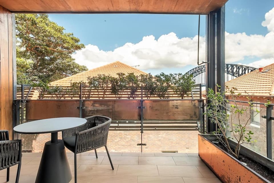 Heatherbrae II - Stunning Harbour Bridge Views! Apartment in Sydney