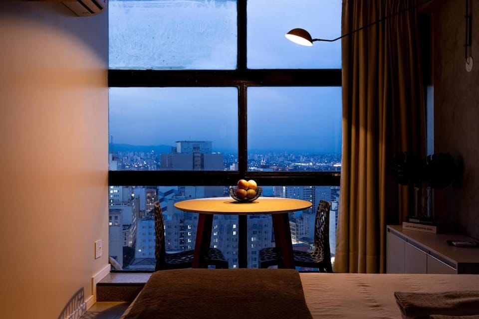 M3426A | Vista incrível no maior prédio de SP (Sky) Apartment in Sao Paulo City