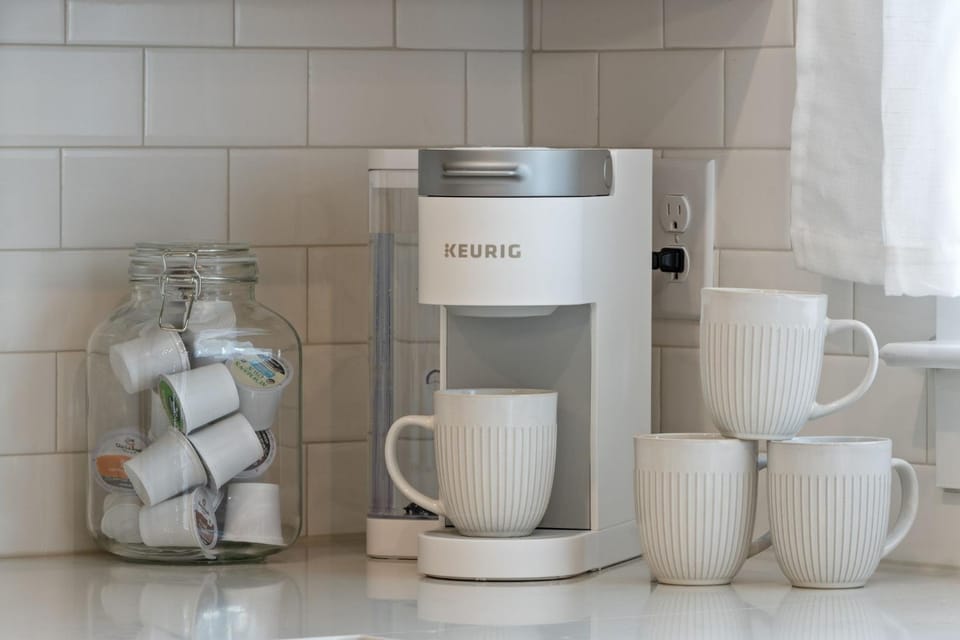 Coffee/tea facilities, Kitchen or kitchenette