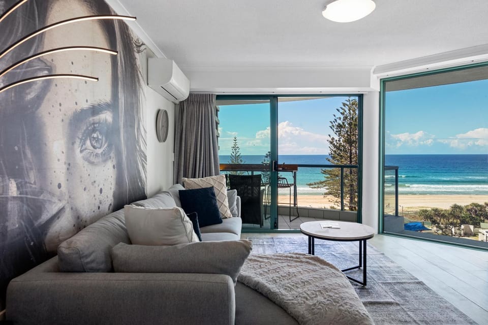 Living room, Sea view