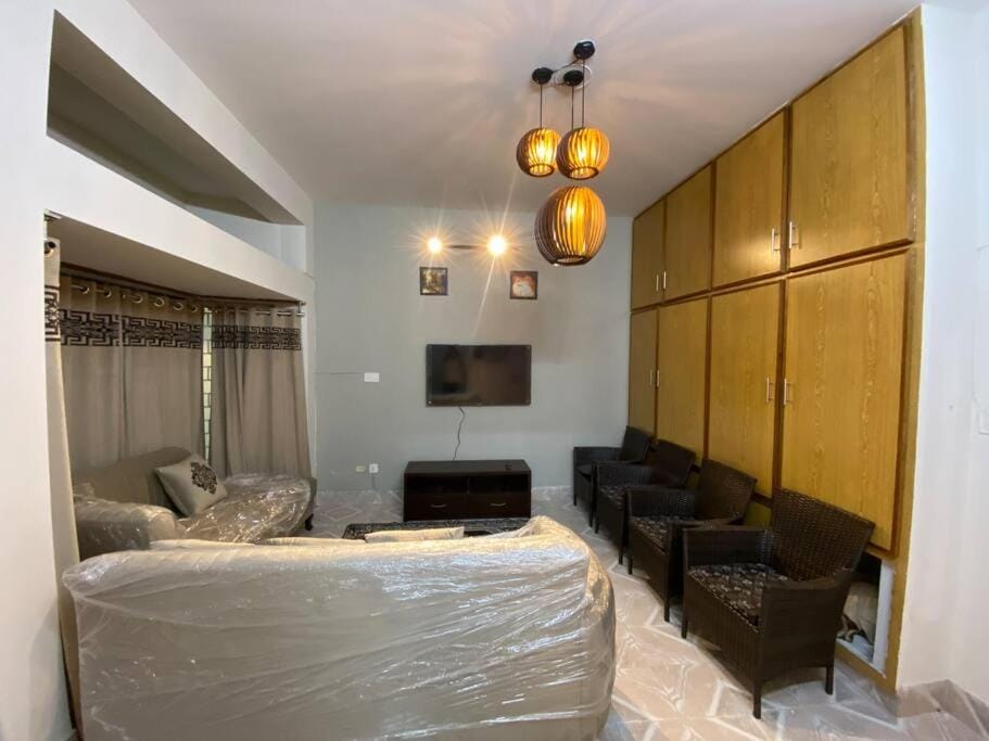 Communal lounge/ TV room, TV and multimedia, Living room, Seating area